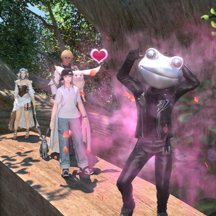 fcblackshadow's tweet image. マスター！お帰りなさい！
FCハウス前に人が集まったの久しぶりだぁあ😭