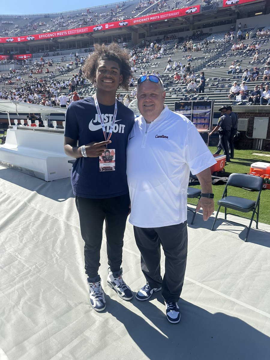 Keenan Carter Jr (@ktcarterjr11) on Twitter photo Had a great visit at UVA! Thank you to the staff and coaches for showing me and my family love!#GoHoos π΅π #legacyHoo <a href="/Coach_TElliott/">Tony Elliott</a>
<a href="/CoachT_Lamb/">Taylor Lamb</a>
<a href="/CoachBWolfe/">Blanda Wolfe</a> Had a great visit at UVA! Thank you to the staff and coaches for showing me and my family love!#GoHoos π΅π #legacyHoo <a href="/Coach_TElliott/">Tony Elliott</a>
<a href="/CoachT_Lamb/">Taylor Lamb</a>
<a href="/CoachBWolfe/">Blanda Wolfe</a>