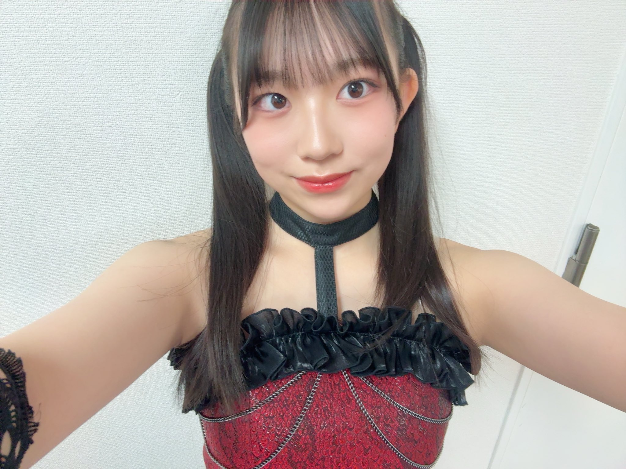 限定値下　NMB48 2024 october ランダム　生写真　宮崎紗衣　直筆 限定値下 NMB48 2024 october ランダム 生写真 宮崎紗衣 直筆