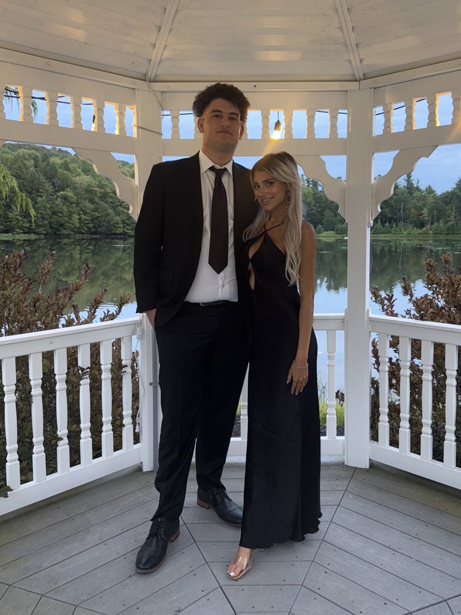 shaneyyricch's tweet image. God, family and country. 

In that order.