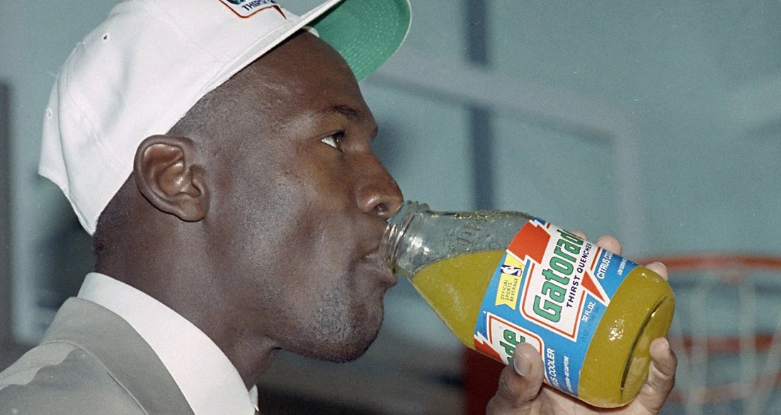 darrenrovell's tweet photo. A version of Gatorade’s Citrus Cooler, MJ’s favorite flavor, is coming back in a Stranger Things promotion. https://t.co/G5tY136cVX