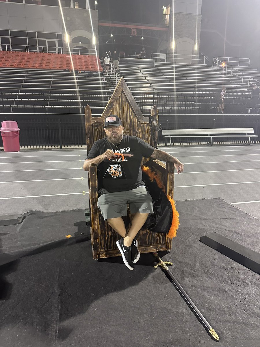 BACK 2 BACK baby!! The princesses go down again!! <a href="/OhioNorthernFB/">Ohio Northern Football</a> <a href="/mikeymoon_/">Mikey Moon</a>  <a href="/WideOpenGraphix/">Kurt Wilson</a>