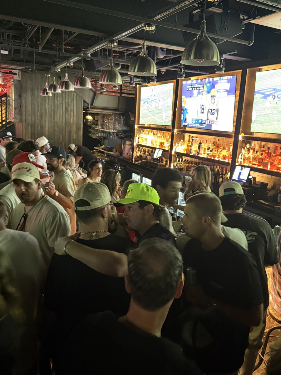 SoBet (@sobet_app) on Twitter photo 🚨Live look at <a href="/CooperLycan/">Coop</a> giving <a href="/JManziel2/">Johnny Manziel</a> and <a href="/skeezmusic/">Skeez</a> a pre game speech <a href="/stoolnashville/">Barstool Nashville</a>
🤔Any guesses on what they’re talking about? 🚨Live look at <a href="/CooperLycan/">Coop</a> giving <a href="/JManziel2/">Johnny Manziel</a> and <a href="/skeezmusic/">Skeez</a> a pre game speech <a href="/stoolnashville/">Barstool Nashville</a>
🤔Any guesses on what they’re talking about?