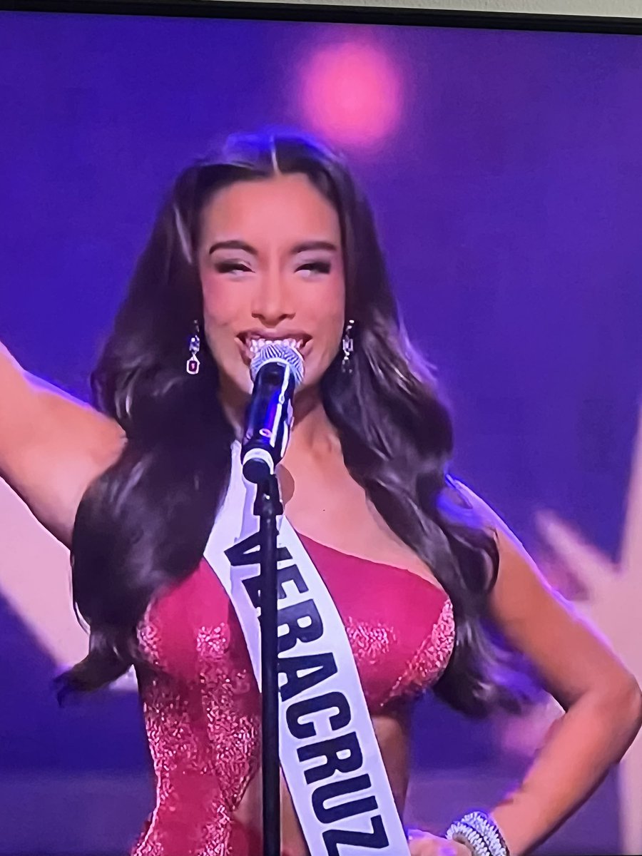 chriscabezastv's tweet photo. Algunas de las favoritas esta noche para ganar #MissUniverse México 2025 

En vivo #MUMX25 https://t.co/FoslxpIkkZ