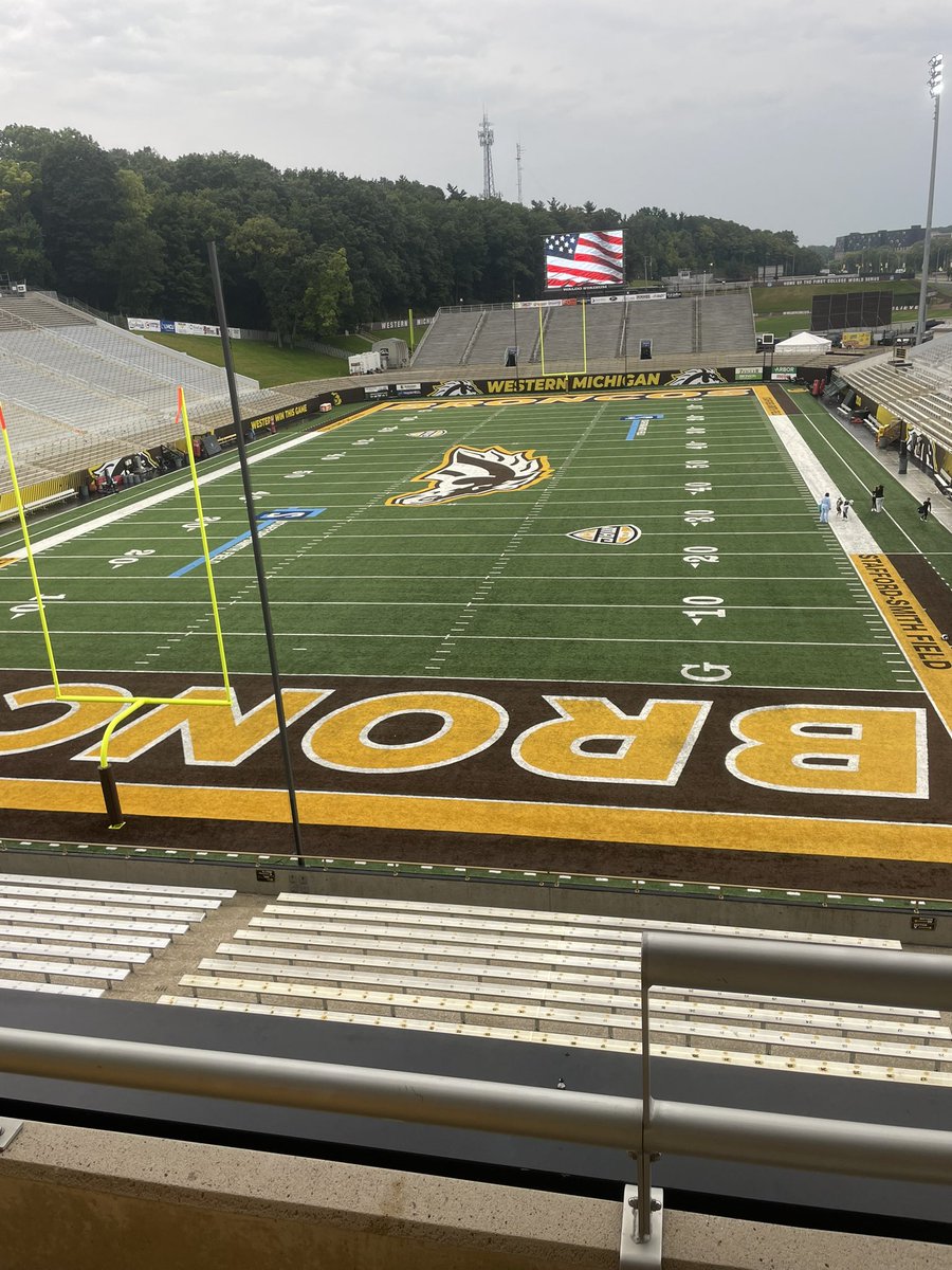 Spent the day in the life as a bronco today! I had a great time seeing facilities, learning more about the program, and seeing coaches/players again! Thank you <a href="/marleewilson/">Marlee Wilson</a>, <a href="/Coach_Mogan/">Morgan VanderBor</a>, &amp; <a href="/CoachErikaWhitt/">Coach Erika</a> for making it possible! <a href="/MIBombersTighe/">MI Bombers Gold Tighe</a> <a href="/Time34T/">Todd Tighe</a>