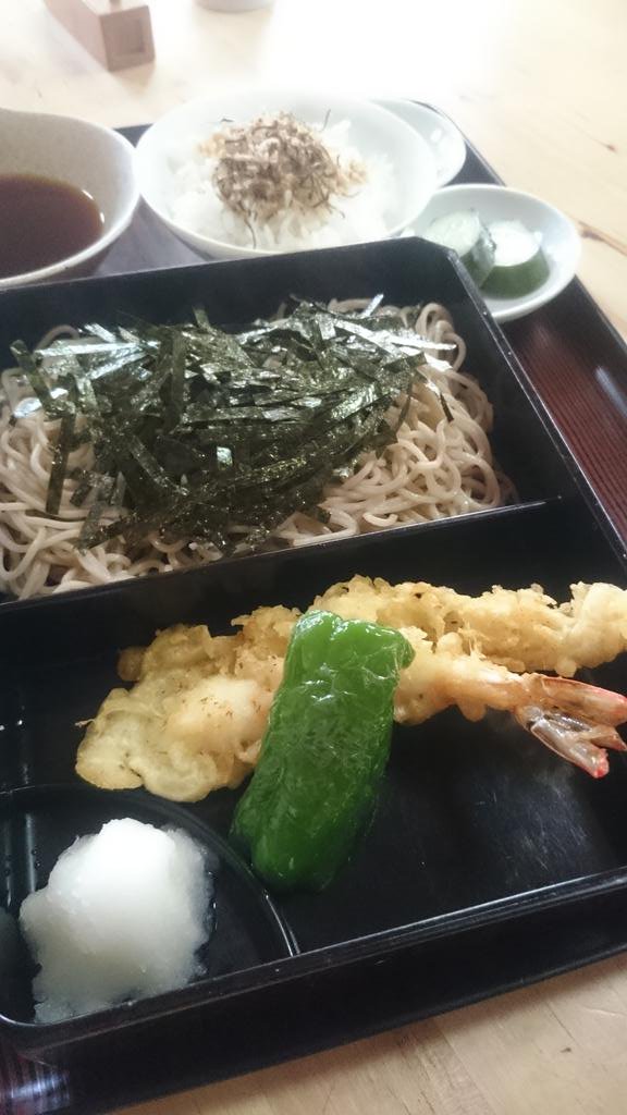 おはようございます。9月14日の日替わりセットは、天ざるとじゃこゴハンです。＃そば ＃うどん ＃三鷹 ＃ランチ ＃lunch