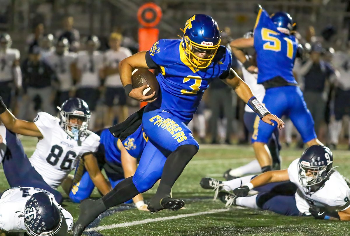 Ryan Kuhn (@rskuhn) on Twitter photo ICYMI and yes it's free to read.
“It felt good. We have been preparing this whole year and after losing to them four years in a row it was a huge win.” - El Toro RB Makya Chee
<a href="/makyachee02/">Makya Chee</a> <a href="/ETHSChargers/">El Toro High School</a> <a href="/WyattNucci11/">Wyatt Nucci</a>
socoprepsports.com/el-toro-footba… ICYMI and yes it's free to read.
“It felt good. We have been preparing this whole year and after losing to them four years in a row it was a huge win.” - El Toro RB Makya Chee
<a href="/makyachee02/">Makya Chee</a> <a href="/ETHSChargers/">El Toro High School</a> <a href="/WyattNucci11/">Wyatt Nucci</a>
socoprepsports.com/el-toro-footba…