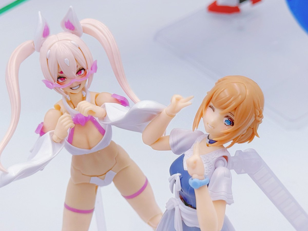 #ちまちまプラモ
 #アルカナディア 
ルミティアReAct-iF完成しました✨
この子を見てるとツインテキュウビちゃんを並べたくなるんですよね〜。•́ω•̀)?

サクッと作れるくらいのパーツ量なので美プラ初心者さんにもオススメな女です。
ルミティアをエスコートする側か、 