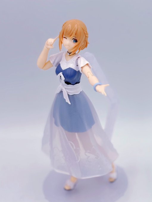 #ちまちまプラモ
 #アルカナディア 
ルミティアReAct-iF完成しました✨
この子を見てるとツインテキュウビちゃんを並べたくなるんですよね〜。•́ω•̀)?

サクッと作れるくらいのパーツ量なので美プラ初心者さんにもオススメな女です。
ルミティアをエスコートする側か、 