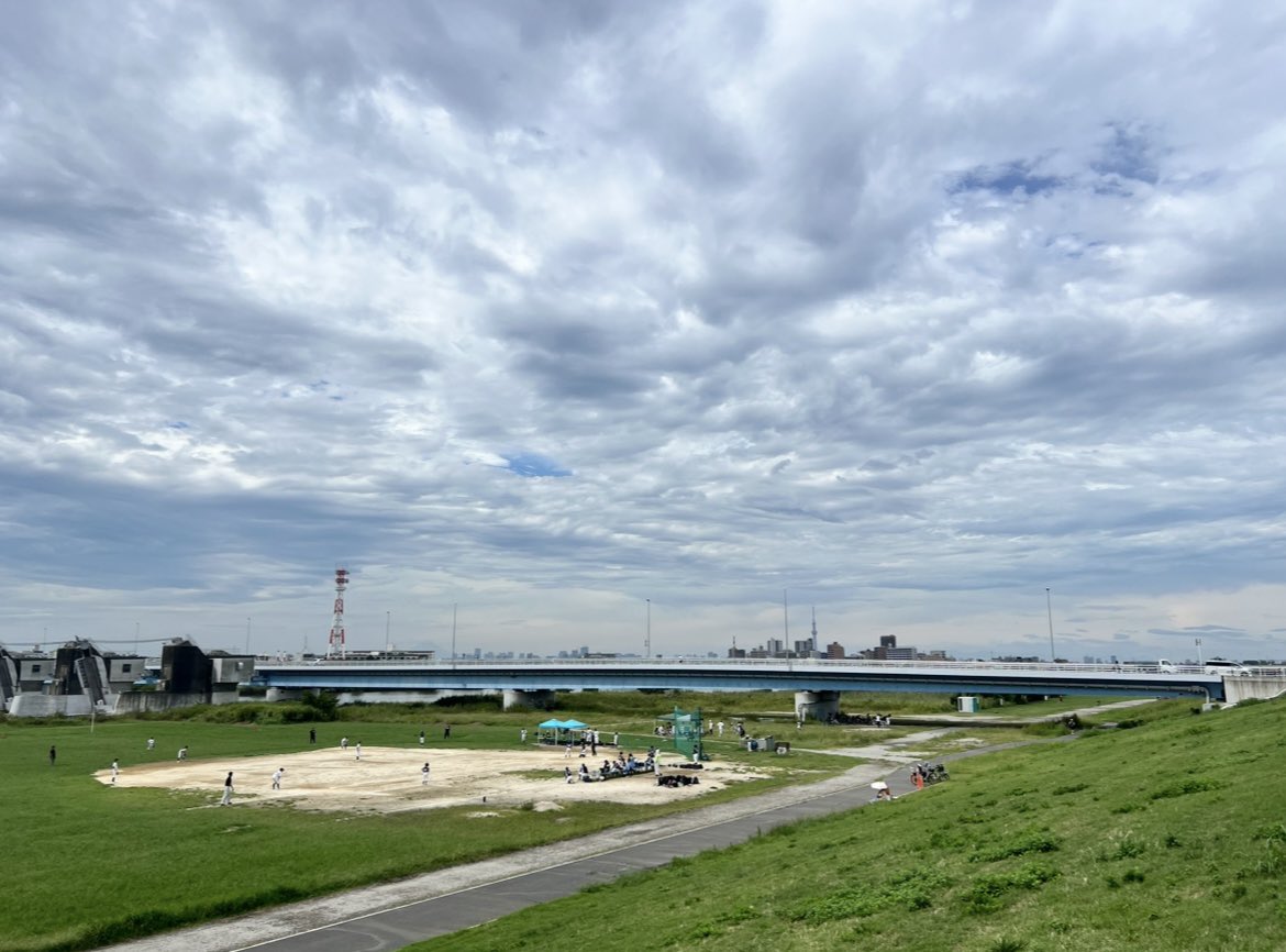 2025.9.14
江戸川河川敷ラン。
約5km🏃

気温28.7℃、西南西の風1.6m
湿度76%

9.10以来、4日ぶり外ラン🏃
3連休中日午前、軽く走ってみました。

まとわりつくような蒸し暑さ💦
9月中旬、まだまだ暑さ厳しいです💦

#ランニング
