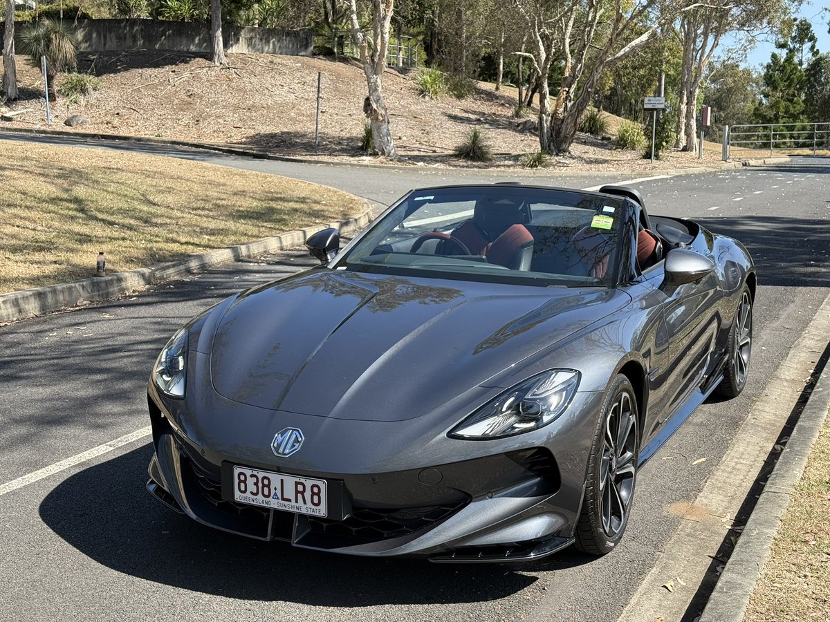 soggietoes's tweet image. Great day for a drive with the top down  #cyberster #mgcyberster #EVlyf