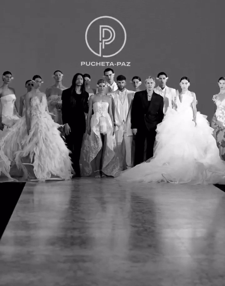 - <a href="/TatoAlgorta/">Tato</a> en la foto final💫
Desfile del Atelier Pucheta-Paz 
#OnlyTato