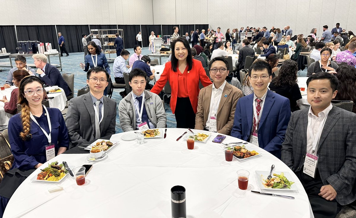 Dr. Bui Pathologist🌼 (@drbuipathology) on Twitter photo I had a great time at day 1 of #CAP25 <a href="/CAPA_comm/">Chinese American Pathologists Association</a> <a href="/Pathologists/">CAPathologists</a> <a href="/CAPDCAdvocacy/">CAP Advocacy</a> <a href="/MoffittNews/">Moffitt Cancer Center</a> I had a great time at day 1 of #CAP25 <a href="/CAPA_comm/">Chinese American Pathologists Association</a> <a href="/Pathologists/">CAPathologists</a> <a href="/CAPDCAdvocacy/">CAP Advocacy</a> <a href="/MoffittNews/">Moffitt Cancer Center</a>