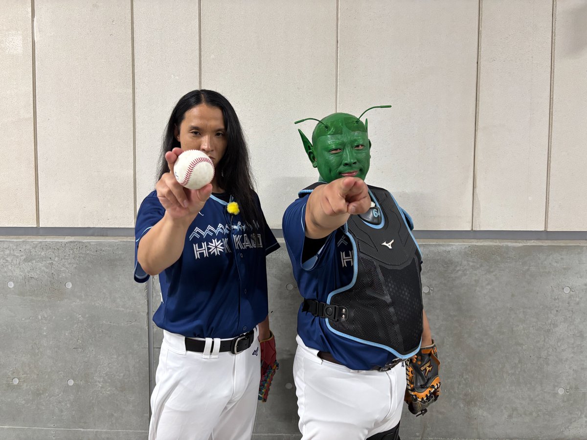 ozbrown_stv's tweet image. 今日で見れなくなるのが寂しいので…
tver.jp/episodes/ep6q6…
ファーストピッチ⚾オフショット大放出！

①写真を撮るたびに球種が変わる布川

#オズブラウン   #オズワルド  #トムブラウン
#lovefighters