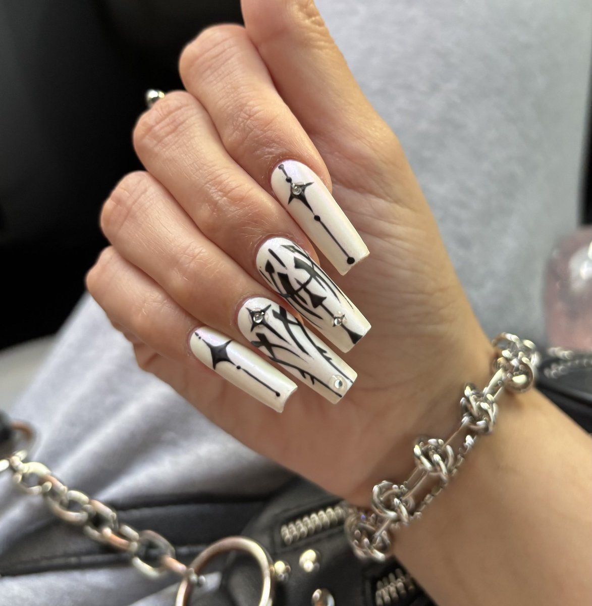 LP tonight 🎵 🧡