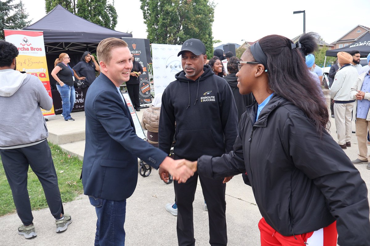 BramptonGraham's tweet image. Stopped by Councillor @RodPower7_8’s community BBQ for a great afternoon filled with food, music and activities. 

Whether it’s bringing neighbours together at events like this or supporting families with his monthly food markets, he continues to give back and be a strong…