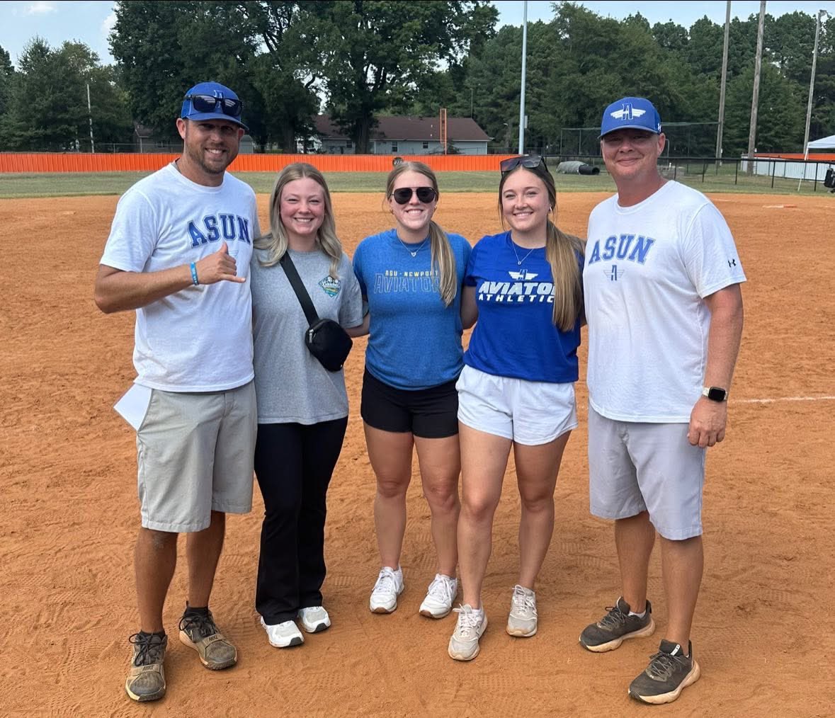 kevinmpearce's tweet image. 💙✈️ Once an Aviator, always an Aviator! Loved having these former players back with us  cheering us on today! 🥎