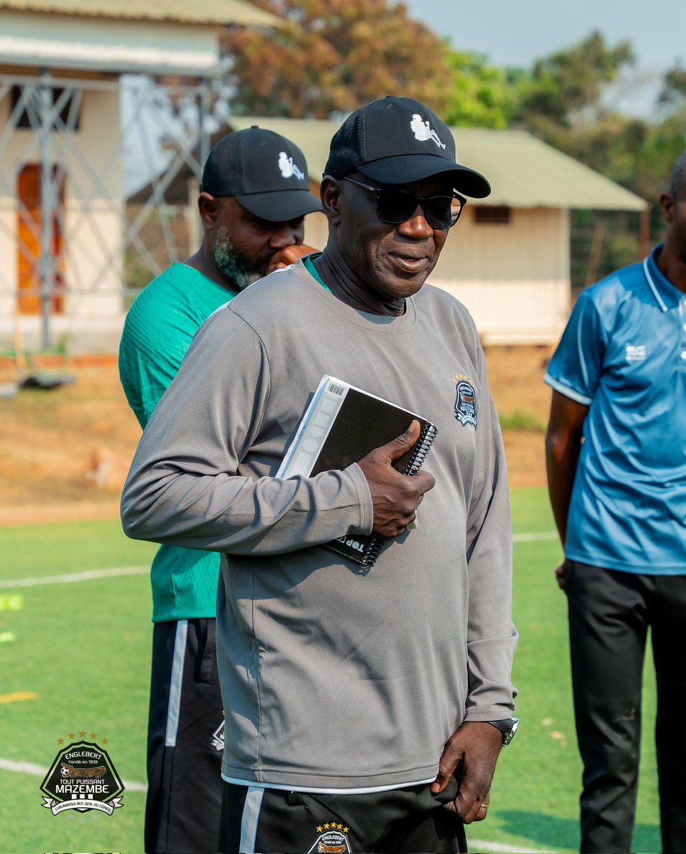 TPMazembe's tweet image. #CEFFutuka #saison20252026
Le coach #LamineNdiaye reprend en main son groupe 📷⤵️