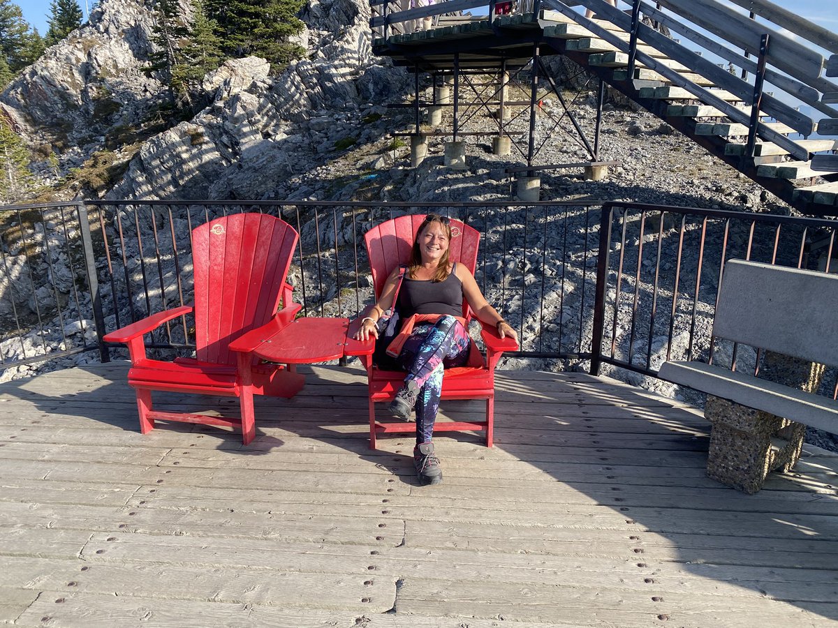 hollywood2nt's tweet photo. My adventures in Canada https://t.co/mHxN2by3Oi