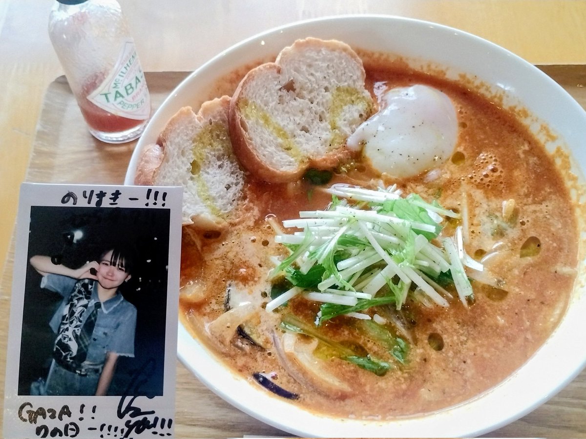 鈴鹿のカレーまぜそばとトマトカレー麺で今月の37,38ハイメカンパニー

鈴カレーだって🍛