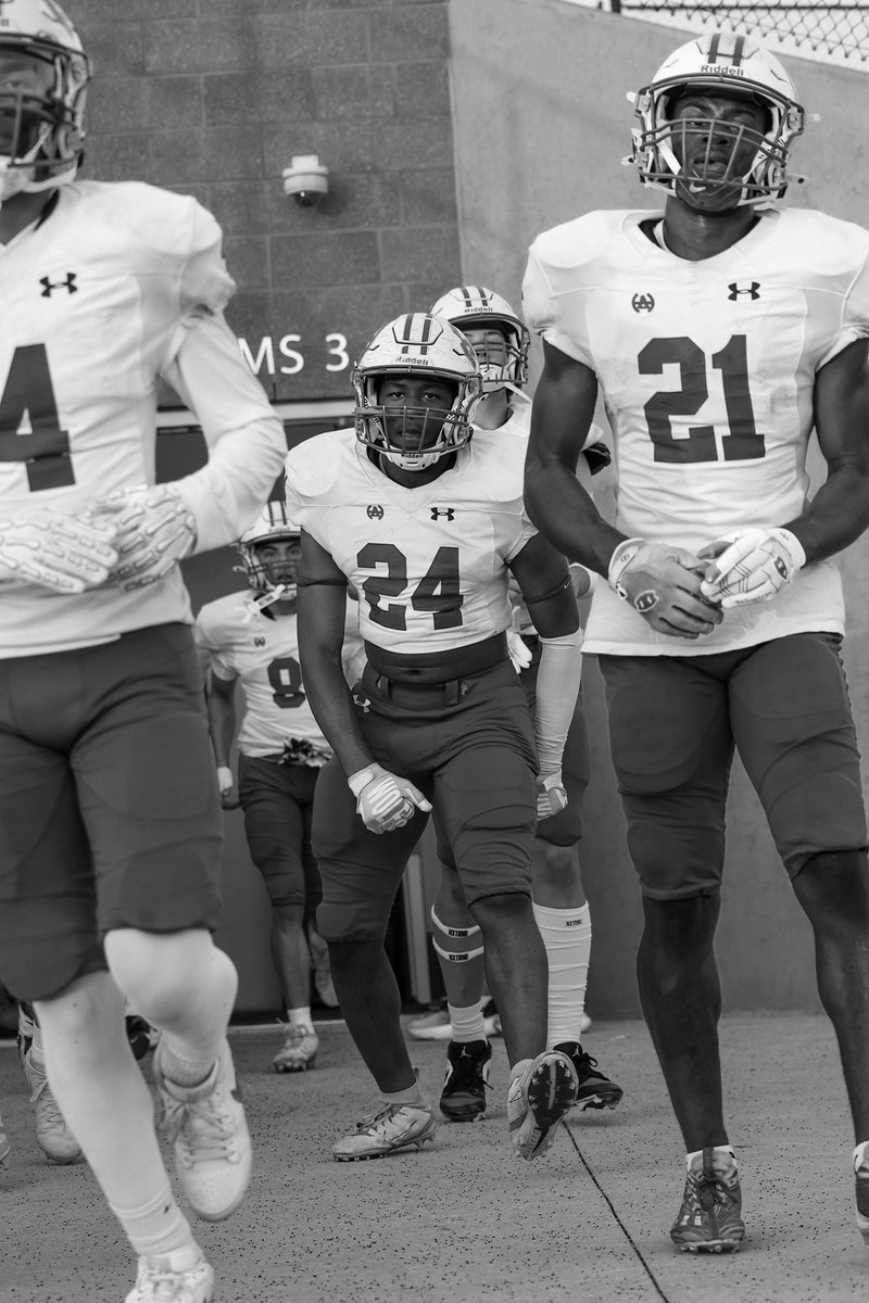 Harry Ainlay Titans tweet media