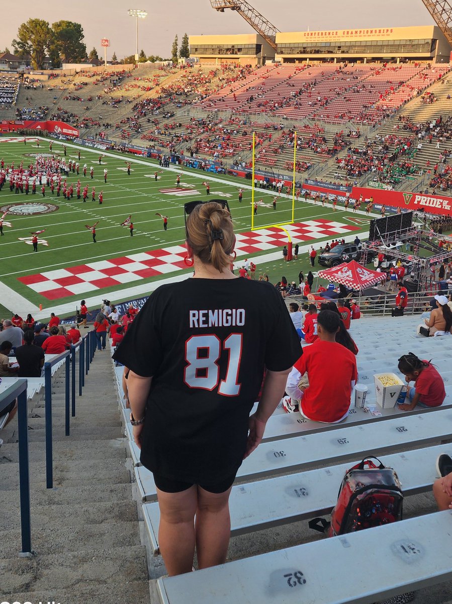 Karin🌻 tweet media