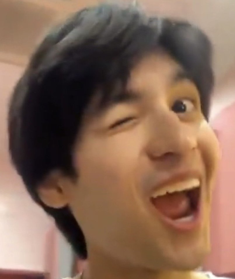 😜