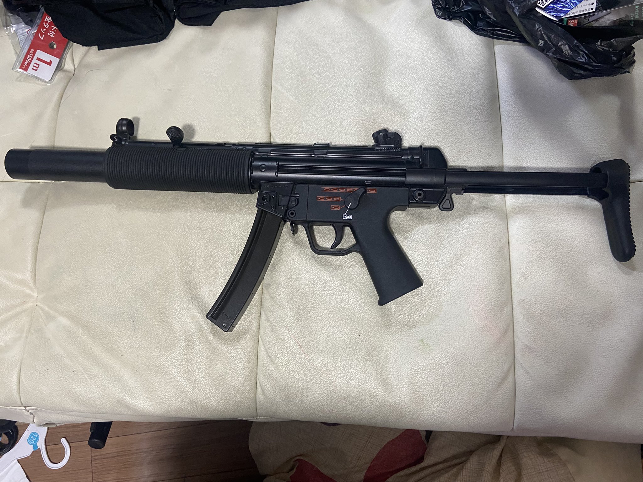 MP5K バイオハザード仕様 MP5K バイオハザード仕様 バイオハザードに登場するエアガン特集