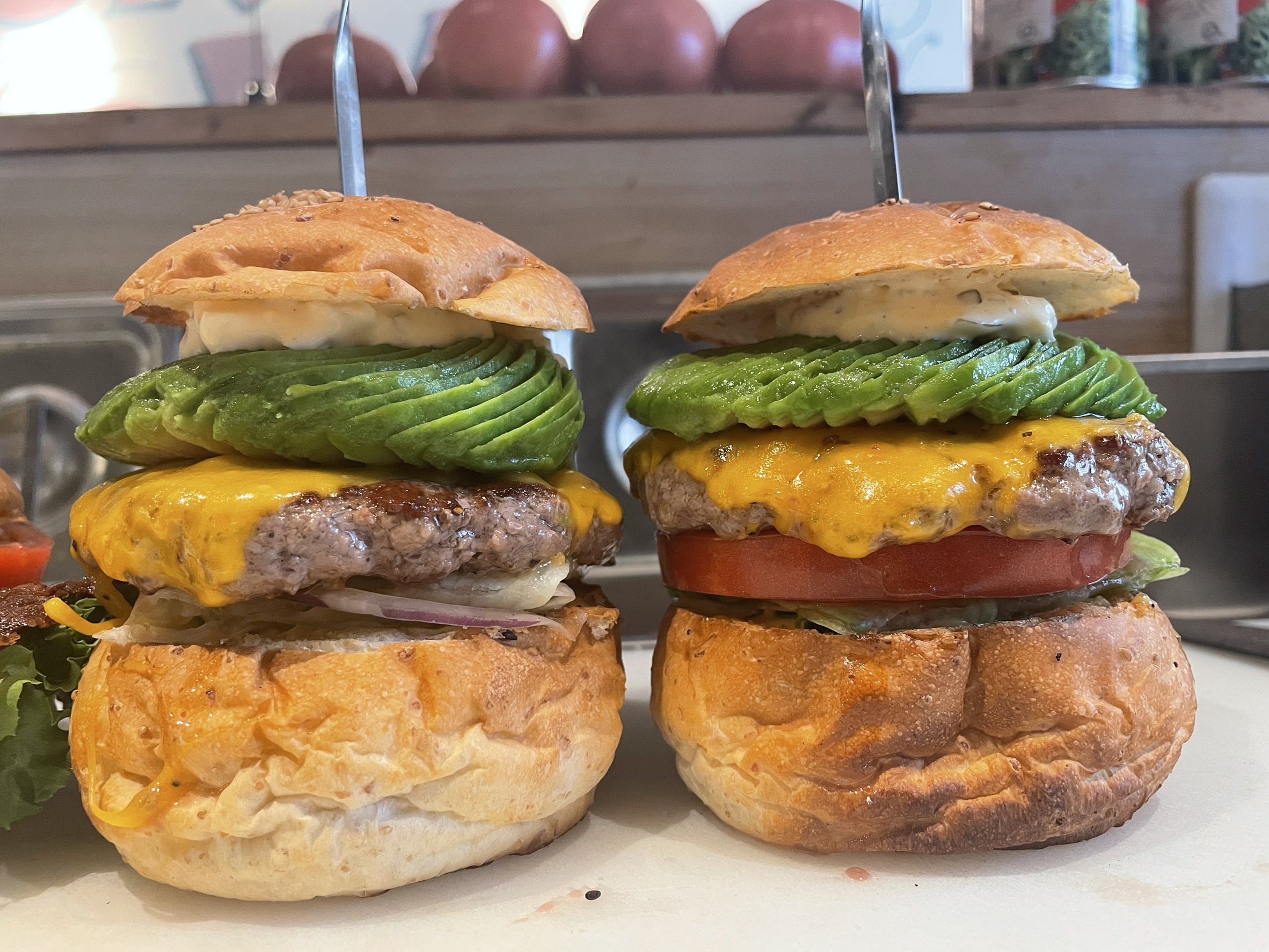 【夏休みセール】宇治抹茶ミルクミックス ハンバーガー 宇治抹茶ミルクミックス ハンバーガー 宇治橋通りにオープンした