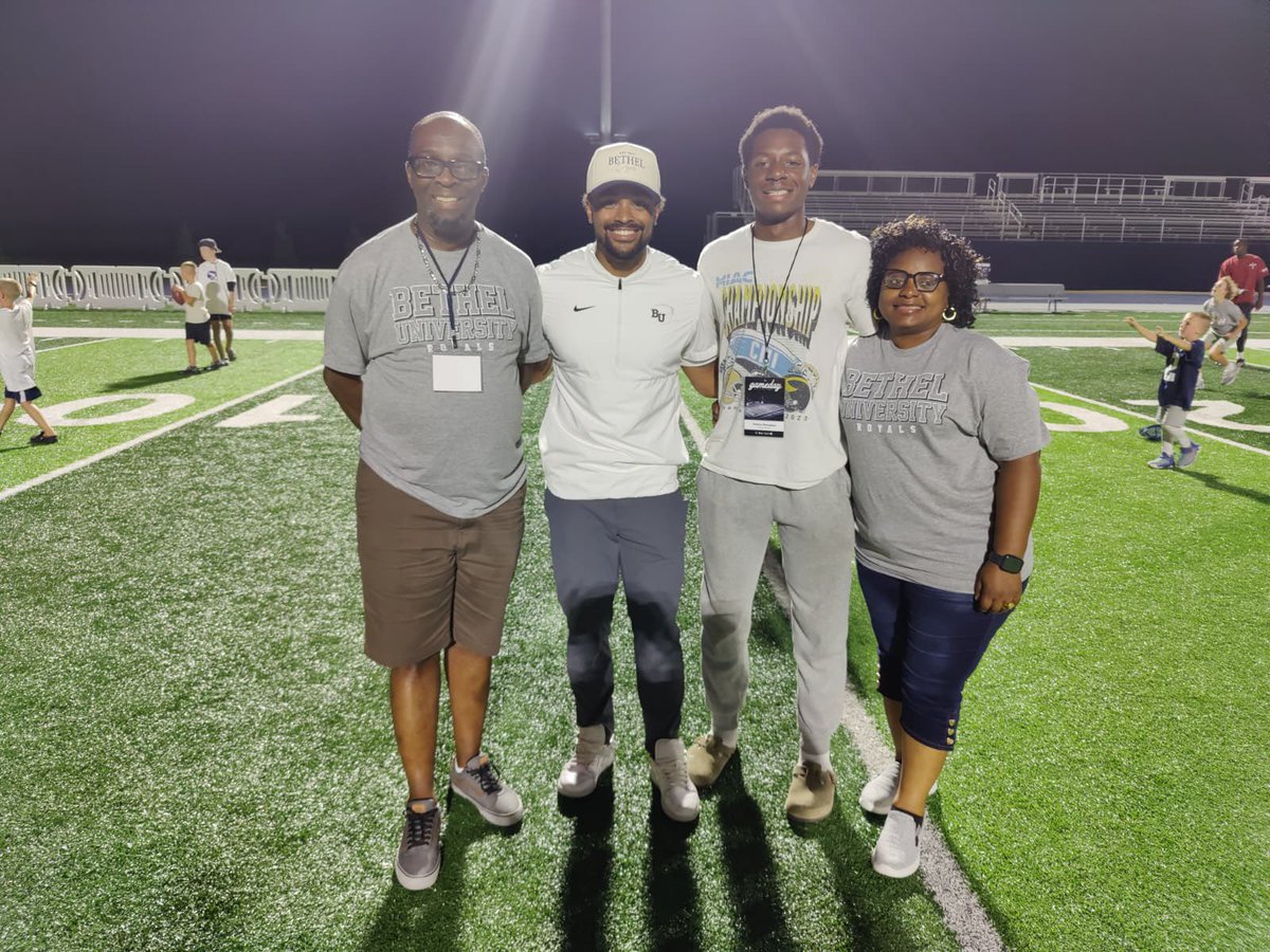 Thank you <a href="/tavian40/">Tavian Swanson</a> <a href="/BethelRoyalsFB/">Bethel Football</a> for the game day invite!! It was great being back on campus.