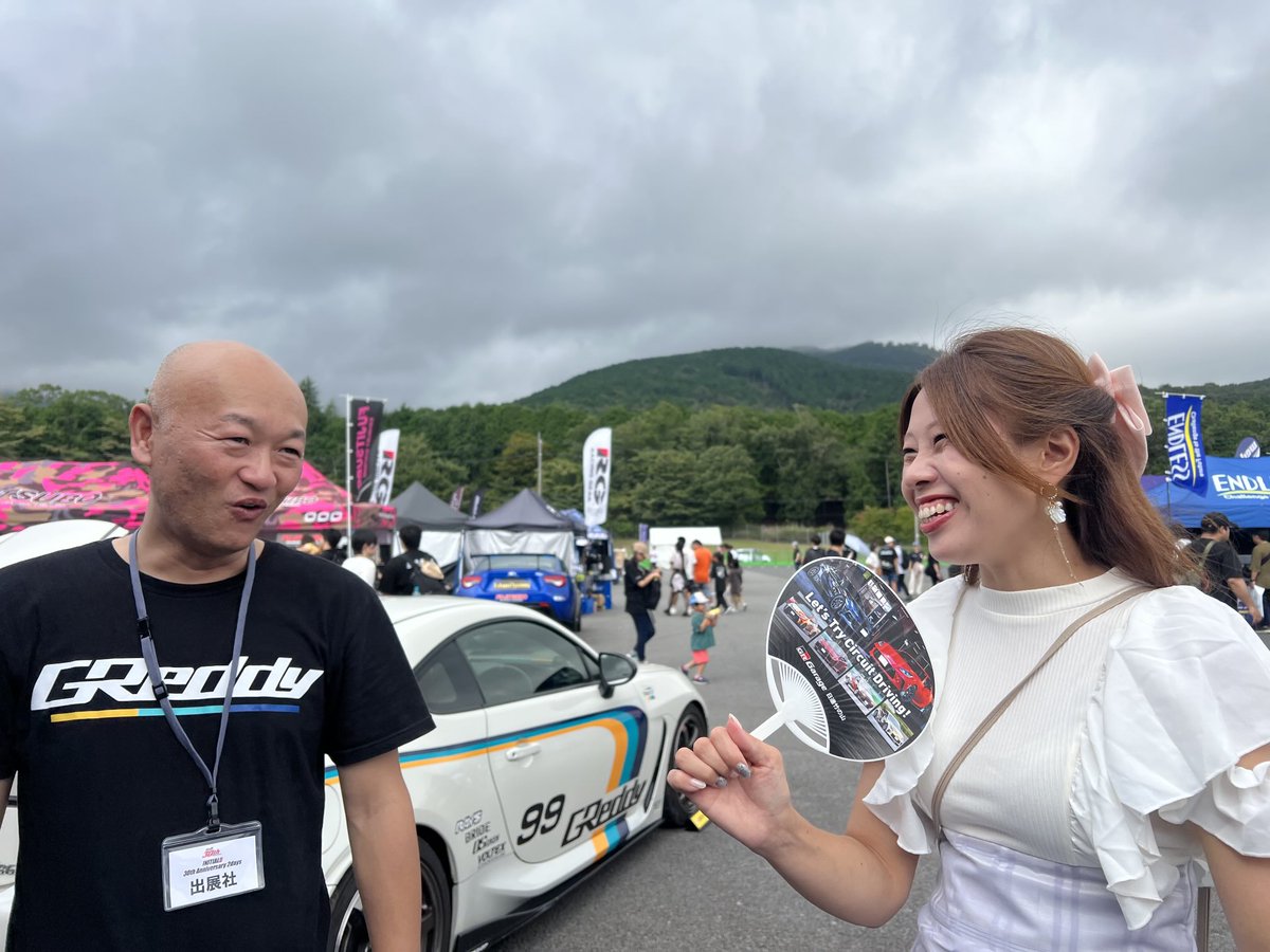 Drivingmiss1's tweet photo. 本日のデミは。。殆どトラストブースにいる予定!
#86BRZstyle2025
#86style https://t.co/mICyVRbnl8