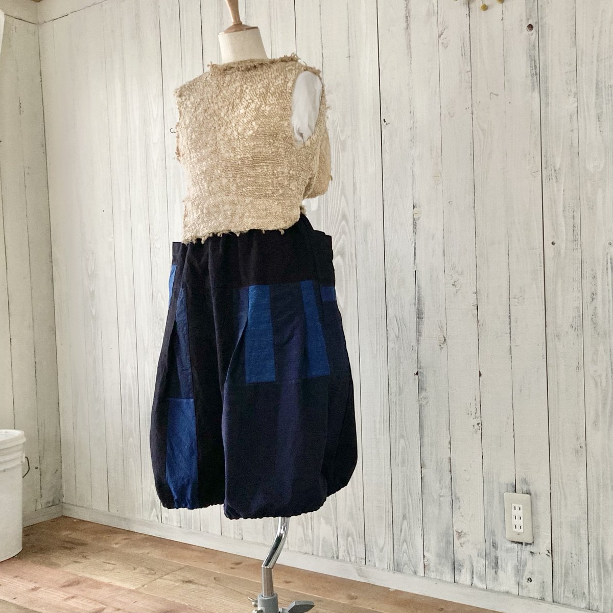 1800年代 キャリックマクロスレース精緻なカットワーク&ニードル刺繍