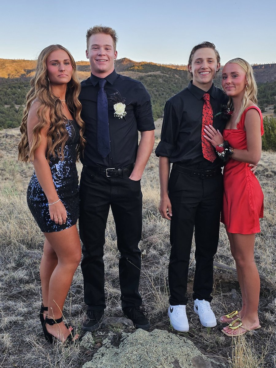 Cochran_jeffc's tweet image. Hoco dance 2025!