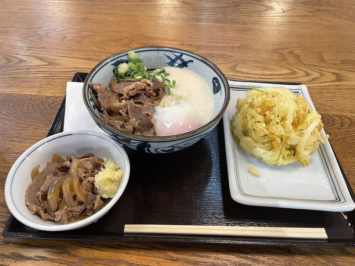 空港飯に飽きて最終的にここにたどり着くよね。
肉食べたい症候群なる前にとりあえず肉W🐮