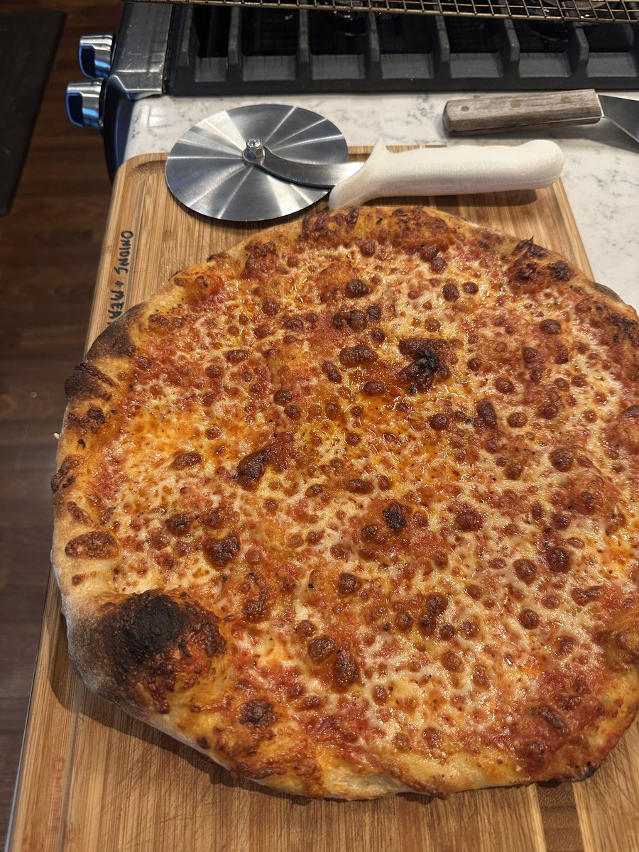 BenjiManTV's tweet photo. Still baking fresh homemade sourdough pizza 🍕 https://t.co/GCTR9PsD8u