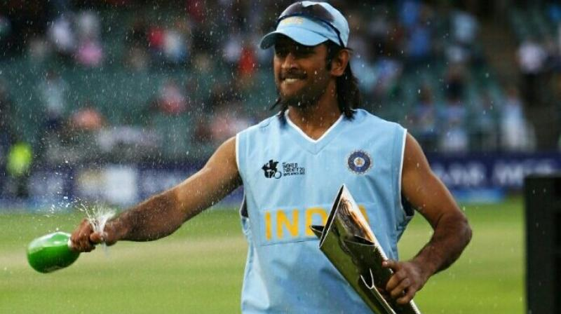 Sivy_Raina3's tweet photo. OTD 2007, MS Dhoni captained India for the first time ever

Not only did he lead Indian cricket to glory in every single format, he redefined the meaning of leadership beyond the trophies or numbers. An immortal legacy ❤️ 
 
#18YearsOfCaptainCoolDhoni https://t.co/YQJimqXOg8