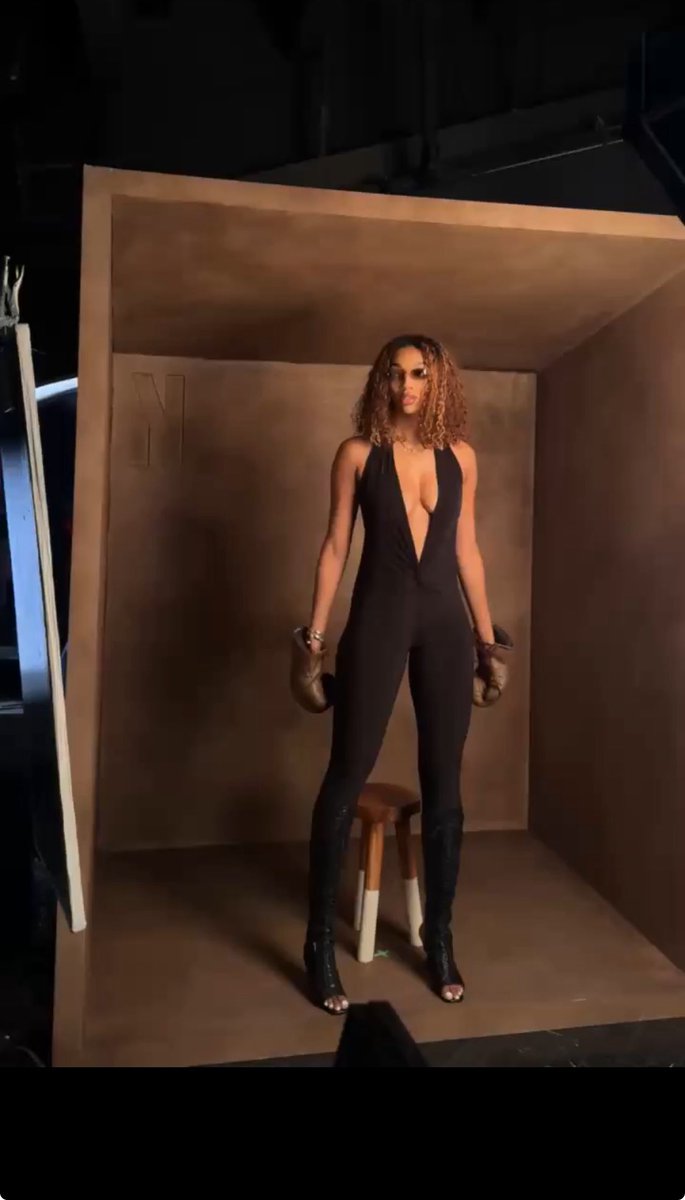 She looks like a movie star