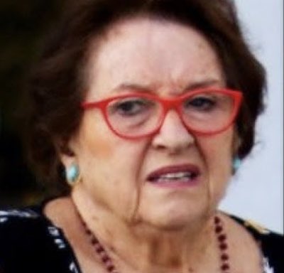 ¡Vergüenza nacional! 
¡Vergüenza internacional!
Expresión de la decadencia total de la política chilensis.