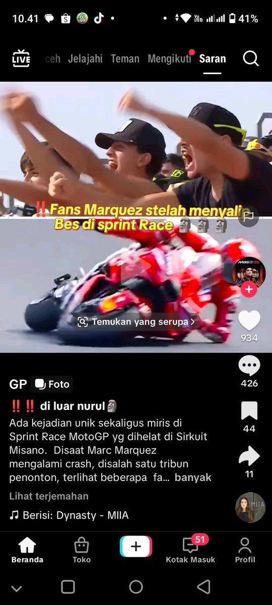 heri_sa's tweet photo. It turns out that Italian fans are very rustic, responding to Marc Marquez's crush https://t.co/bytrxQXaMr