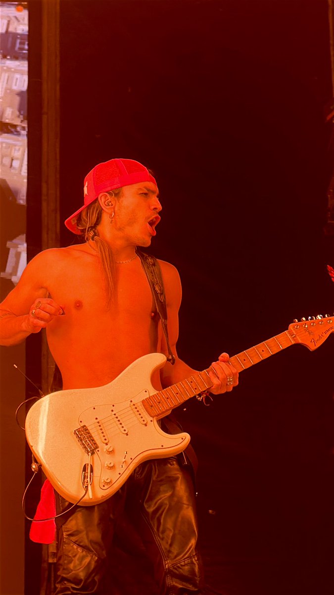 +100000000000 de aura 🛐 <a href="/AIRBAGoficial/">Patricio Sardelli</a>