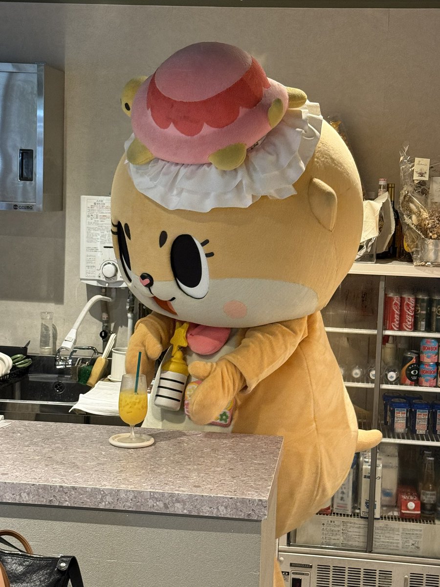 昨日はEmoLab Cafeで1日店長を頑張ったちぃたん☆

いちつも応援していただいている大切な方々
そして、初めてお会いした方々
犬のお友達

楽しい時間をありがとうございました🙇🏻✨