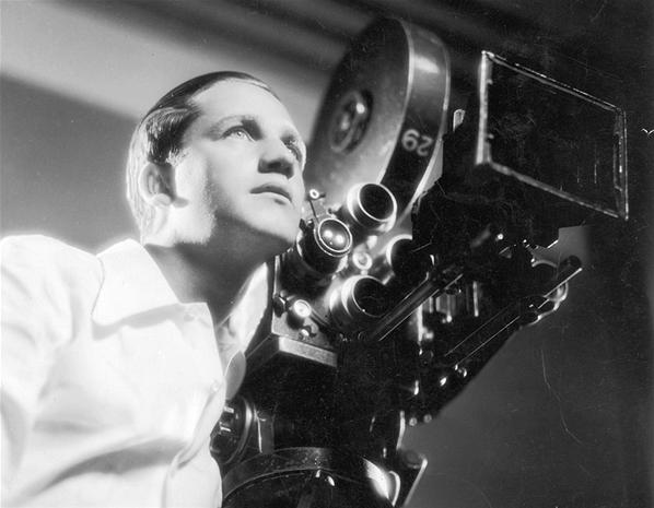 CemeteryGuide's tweet image. Oscar-nominated director Mervyn LeRoy (“Random Harvest,” “Little Caesar,” “Five Star Final,” “Mister Roberts,” “Gypsy”) died on this date in 1987. He&apos;s at Forest Lawn Glendale.