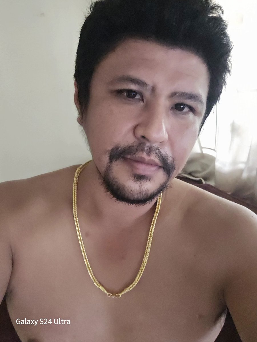 ทรงโจรปล้น......ใจ tweet media
