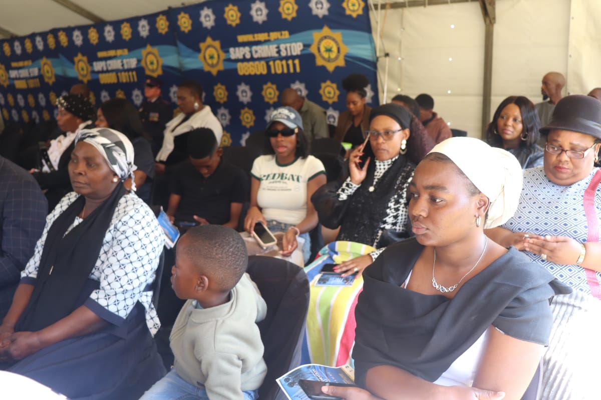 SAPoliceService's tweet photo. #sapsGP [SAPS GAUTENG COMMEMORATION DAY] Gauteng Provincial Commissioner, Lt Gen Tommy Mthombeni together with his management are accompanied by the Chairperson of the Portfolio Committee of Gauteng, Department of Community Safety, Dr Bandile Masuku, Johannesburg Metro Police Department Chief and Chairperson of the Gauteng Community Police Forum Board, Mr TJ Masilelat, to commemorate four Gauteng members who died in the line of duty during the 2024/2025 financial year. 

The Deputy Provincial Commissioner for Support Services, Maj Gen Mathapelo Peters, extended a heartfelt welcome to all in the guests in attendance including the two labour unions, SAPU and POPCRU, especially to families of our fallen heroes and heroines. 

 "We are truly humbled by your presence, our invitation could have easily been discharged but you valued this attendance on this somber day" expressed Major Gen Peters.

The flags are flown at half mast as a symbol of respect, distress and mourning for the members who answered the ultimate call. #FinalSalute #SAPSMemorial ME