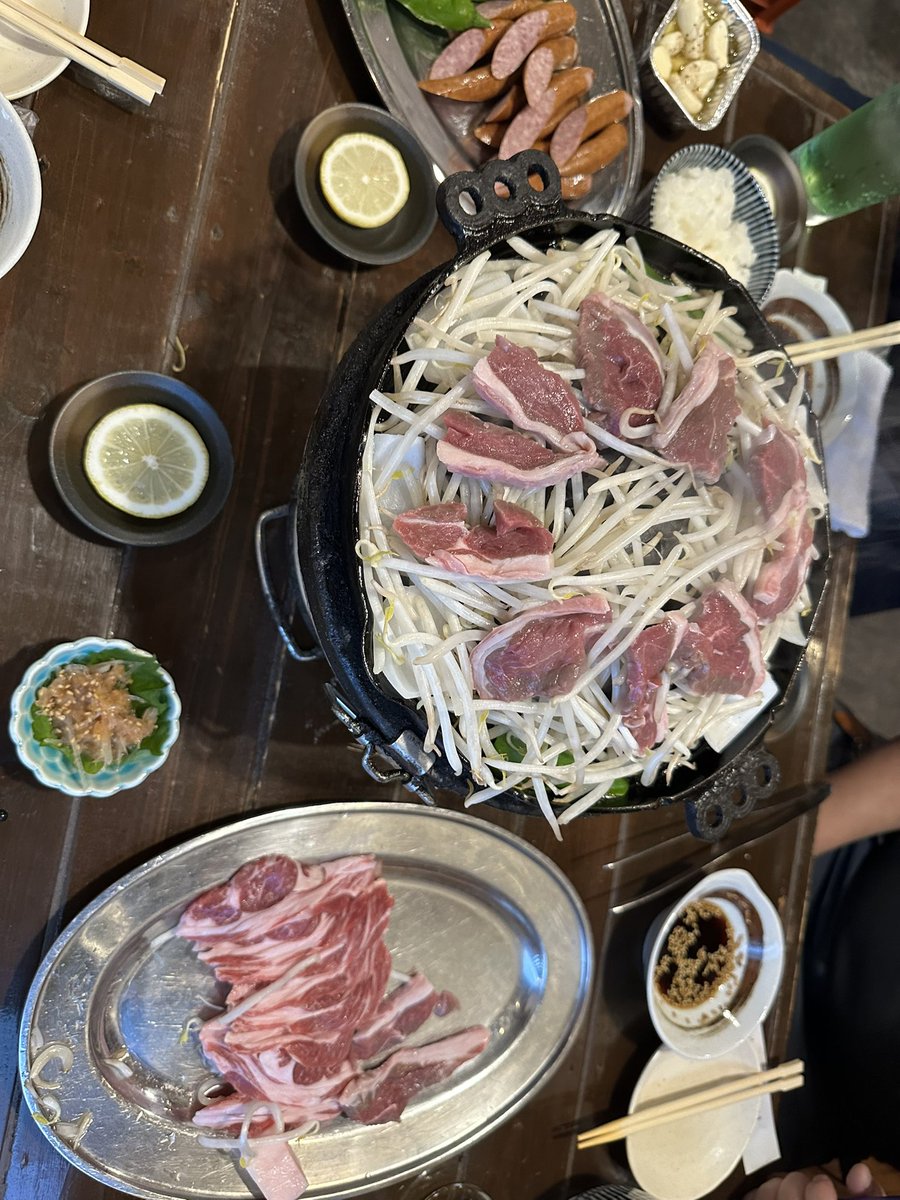 さぁ飲むぜ食うぜ