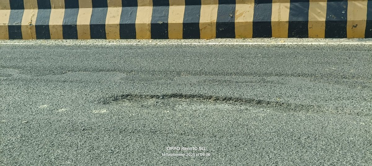 Sector168Noida's tweet photo. @noida_authority some more pics of the pot holes on the road opposite stellar and metlife sector 135 ...the the potholes are there on both sides while going and coming from @Sector168Noida towards metlife and stellar @CeoNoida @CPCB_OFFICIAL @nitin_gadkari @myogiadityanath #noida https://t.co/GnhwSaRsRC