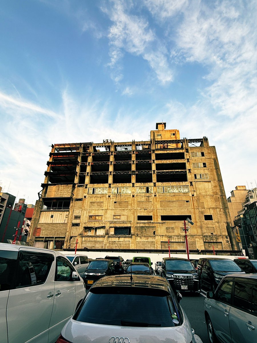 大阪にベルグハインみたいのある