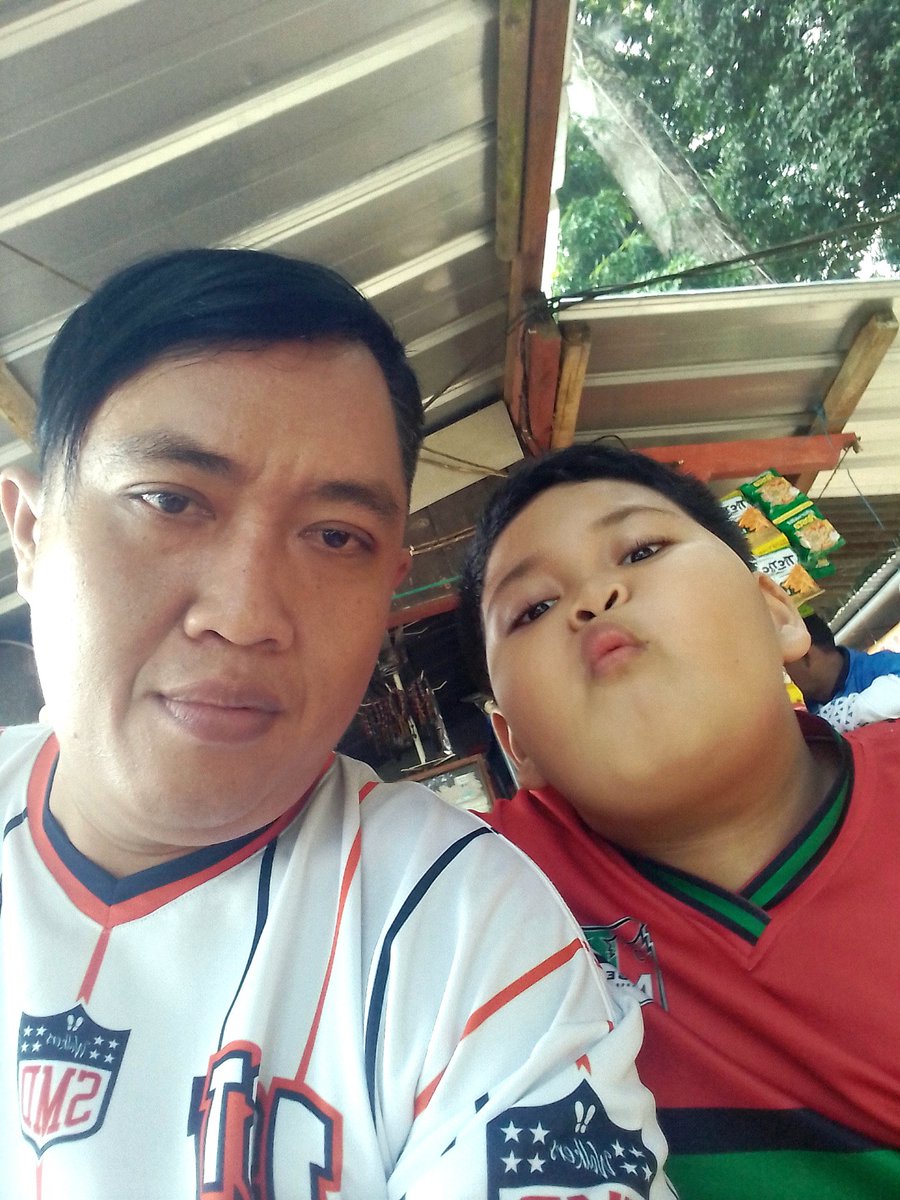 oV_java's tweet image. Absen minggu