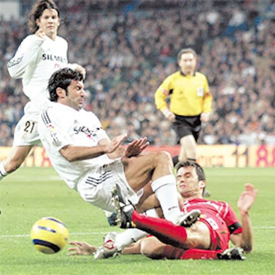 Algunos sois muy jóvenes pero esta entrada no fue sancionada con tarjeta roja.

A pesar de la persecución que han sufrido históricamente.