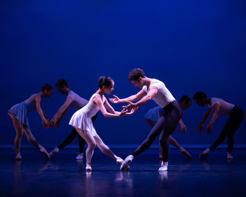 #DANCE #REVIEW London City Ballet: Momentum <a href="/Sadlers_Wells/">Sadler's Wells</a> 'an absorbing 100 minutes of range and technical skill' ⭐️⭐️⭐️⭐️½ thereviewshub.com/london-city-ba… #London